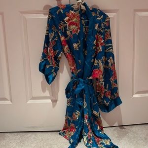 Victorias Secret robe, never been worn